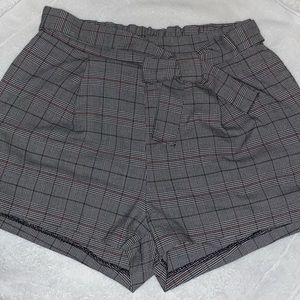 H&M Women’s Dark Grey Plaid Shorts